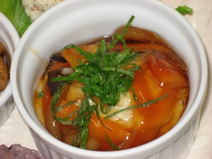 とうふ団子の野菜あんかけ